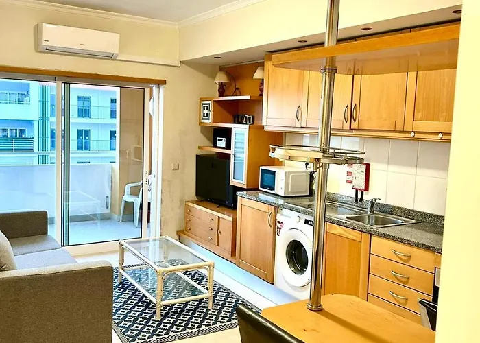 Apartamento Ahs Luminoso T1 Em Com Varanda E Piscina Portimão