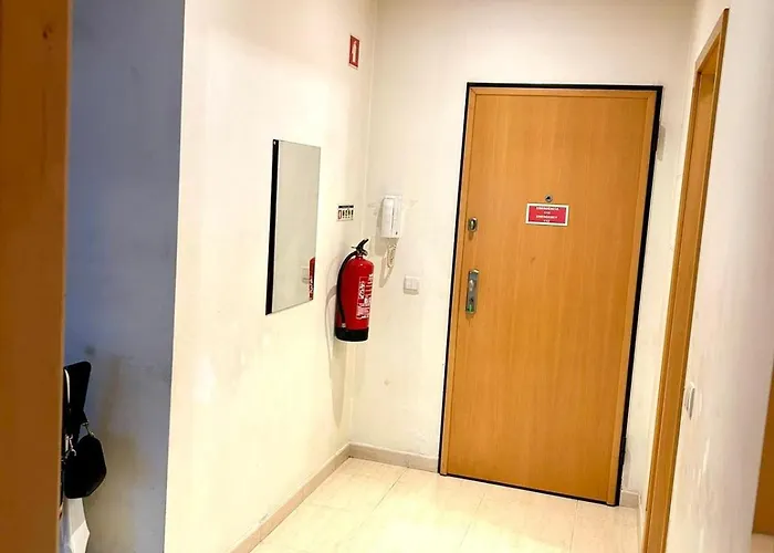 Ahs Luminoso T1 Em Com Varanda E Piscina *