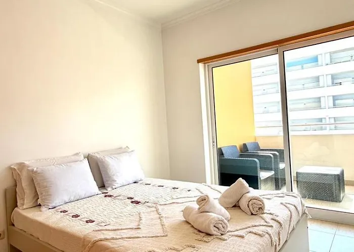 Ahs Luminoso T1 Em Com Varanda E Piscina Apartment Portimao